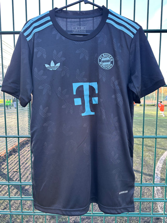 Bayern Munich Black & Blue Originals Edition